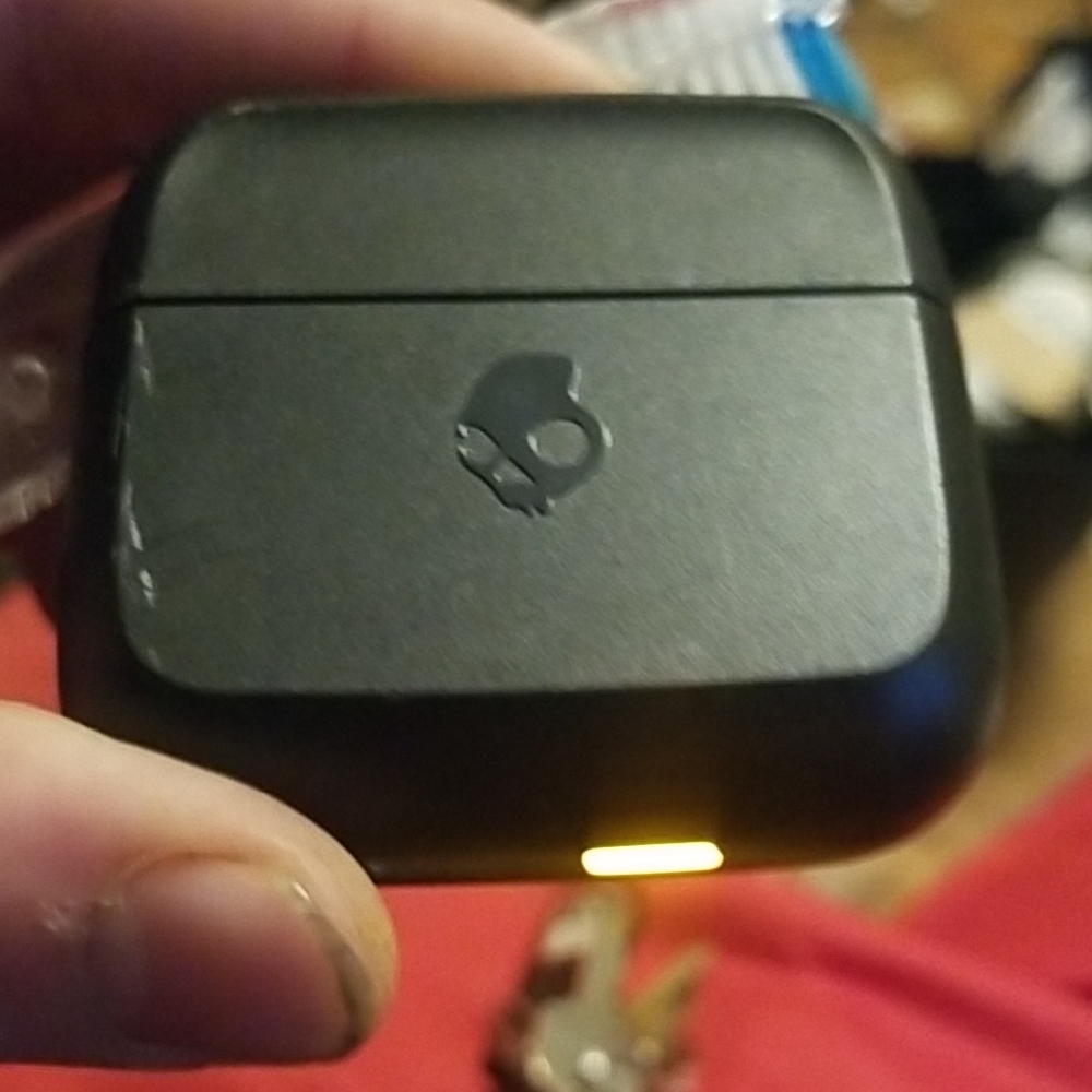 Skullcandy Matte Black Earbuds Case